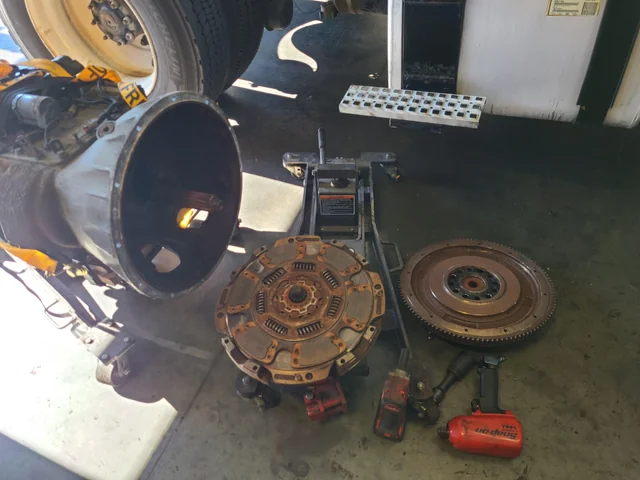 Clutch job